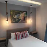 Periklis 게스트하우스 3*