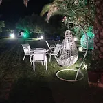 Periklis 게스트하우스 3*