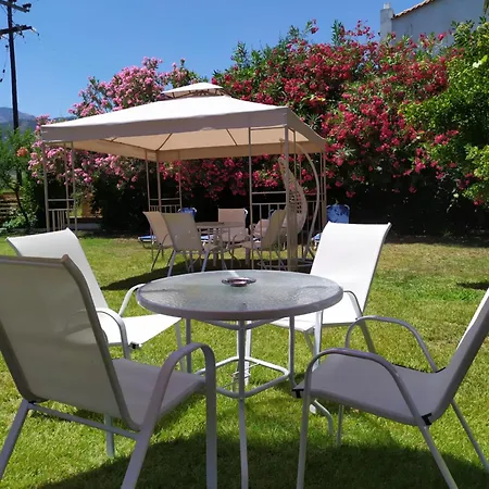 Pensionat Periklis 3*